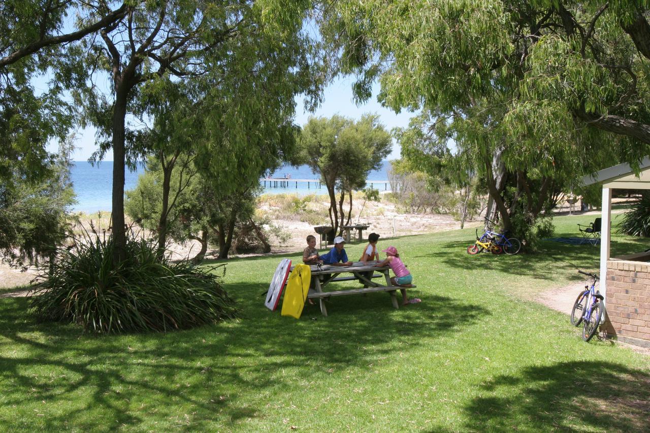 Siesta Park Holiday Resort Absolute Beachfront Resort Busselton Esterno foto